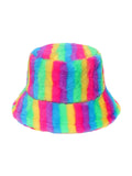 Bob en fausse fourrure, chapeau rayé multicolore, bucket hat doux et chaud, couvre - chef hiver, modèle Malda - Bob - Style 1