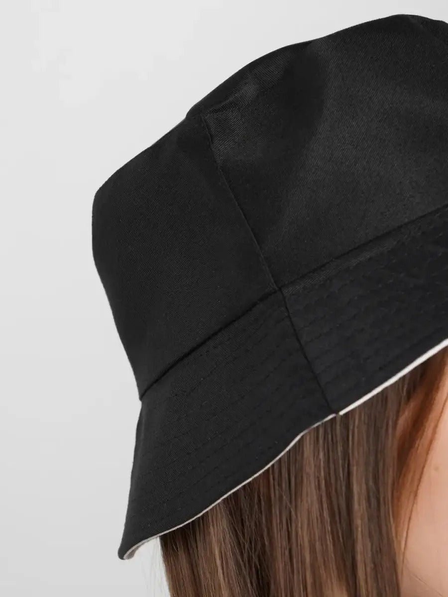 Bob marguerite brodé, chapeau réversible coton, protection solaire UPF 40, style printanier, modèle Marge - Bob - Noir