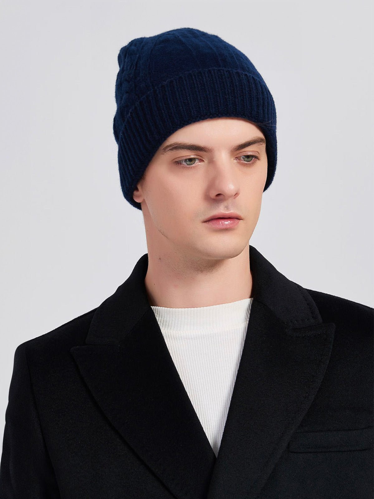 Bonnet en laine mérinos mixte, tricot torsadé chaud, maille hiver, doux et extensible, bonnet streetwear, modèle Caméro - Bonnets - Bleu marine
