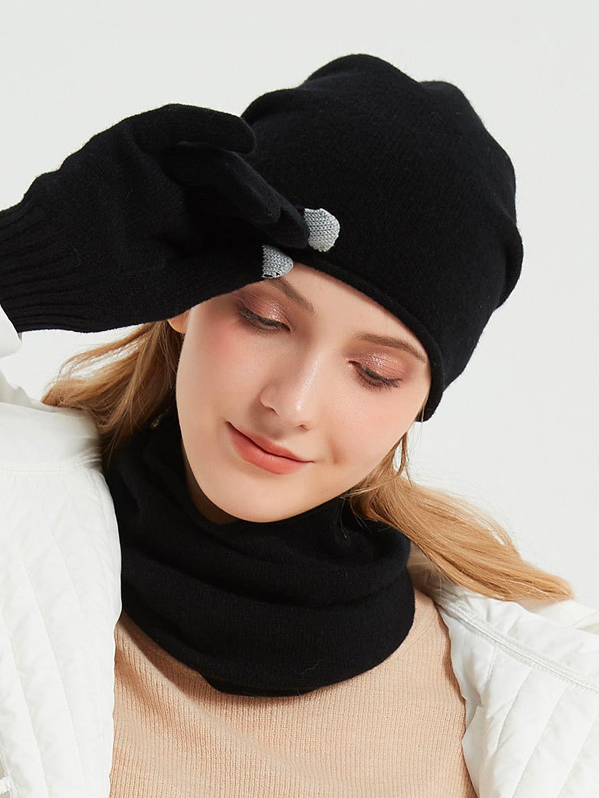 Bonnet en laine mérinos, tricot sans couture, unisexe, doux et chaud, bonnet extensible hiver, léger et compact, modèle Jay - Bonnets - Noir