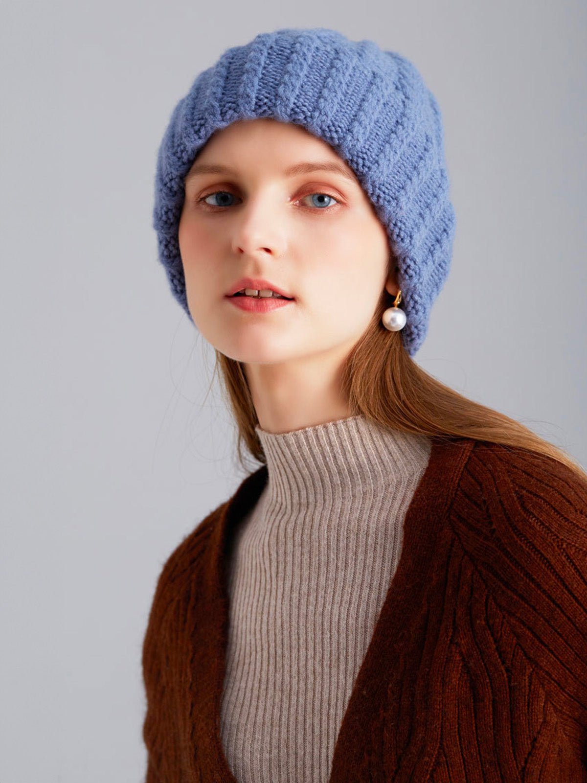 Bonnet en pure laine torsadée, coupe ronde, tricot épais, chaud, hiver femme et homme, style rétro décontracté, modèle Minel - Bonnets - Bleu