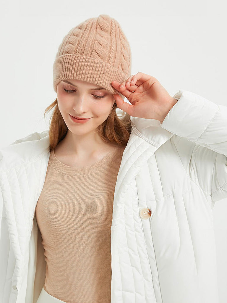 Bonnet femme hiver en pure laine, tricot torsadé, coupe chaude, style minimal, mode urbaine, modèle Ulia - Bonnets - Beige
