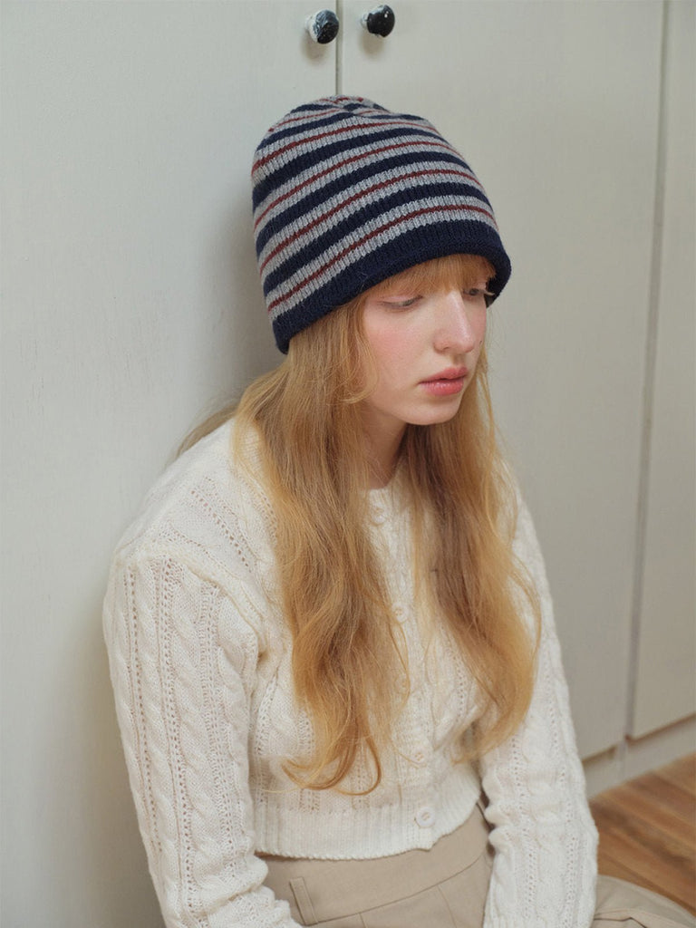 Bonnet rayé femme hiver, bonnet tricoté doux, bonnet chaud sans doublure, bonnet unisexe mode, bonnet en maille streetwear, modèle Tridy - Bonnets - Bleu marine