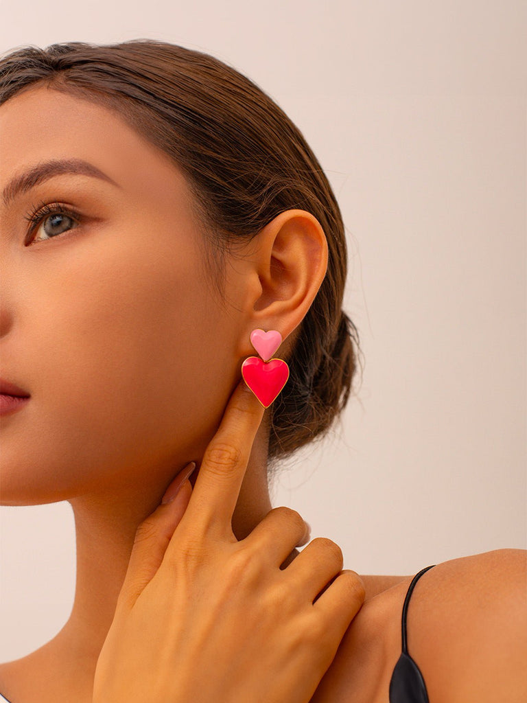 Boucles d'oreilles cœur rose, boucles d'oreilles rouge vif, bijoux fantaisie femme, forme géométrique, tendance ins, modèle Cassie - Boucles d'oreilles - Rose