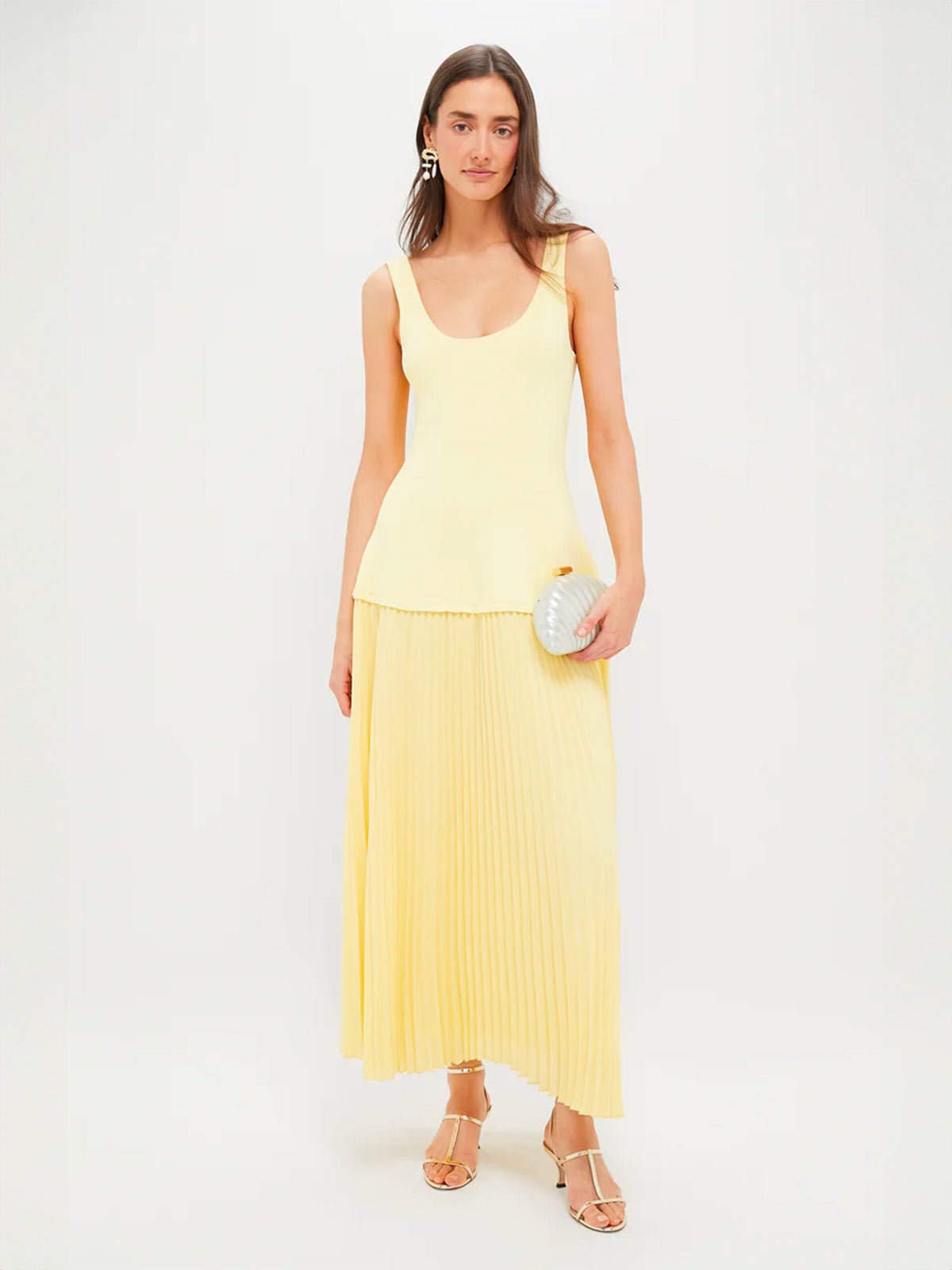 Boucles d'oreilles dorées, perles pendantes, design organique, effet martelé, style bord de mer, modèle Jisma - Boucles d'oreilles - Or