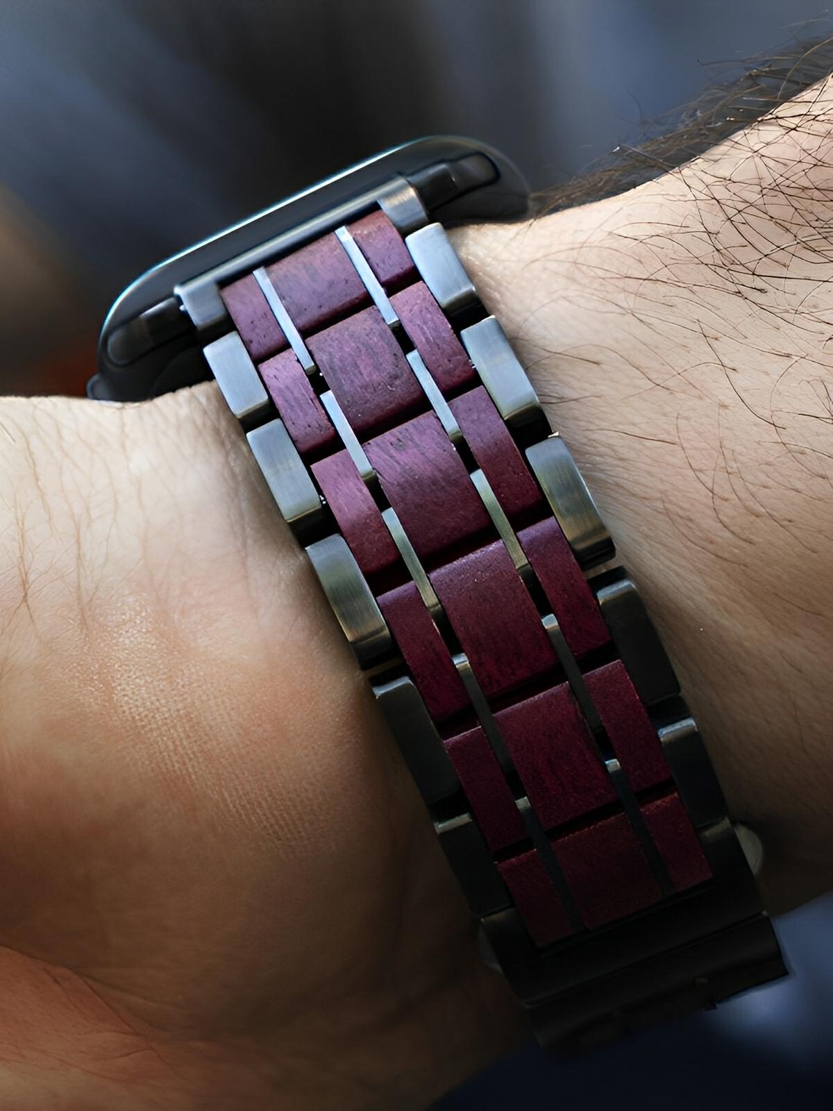 Bracelet en bois pour Apple Watch, authenticité et raffinement, modèle Julius - Bracelet Apple Watch - Amarante 38 à 42mm