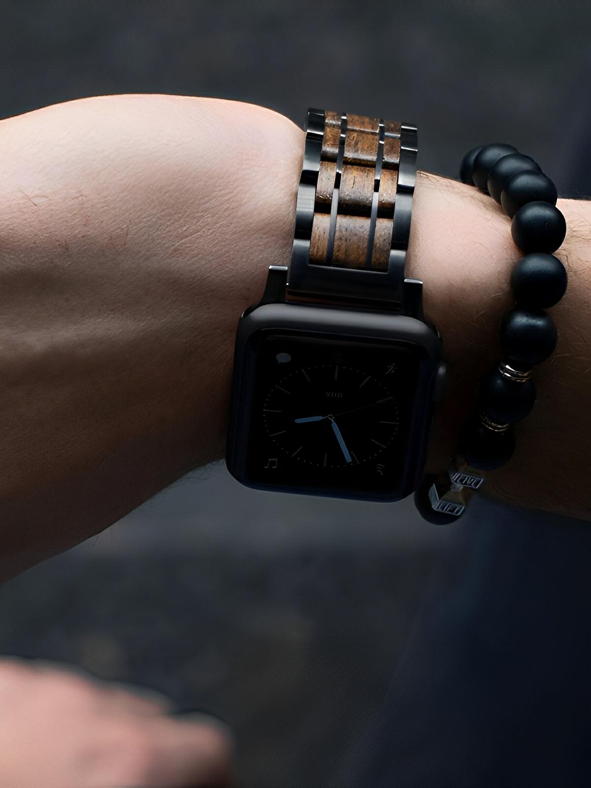 Bracelet en bois pour Apple Watch, authenticité et raffinement, modèle Julius - Bracelet Apple Watch - Guibourtia 38 à 42mm