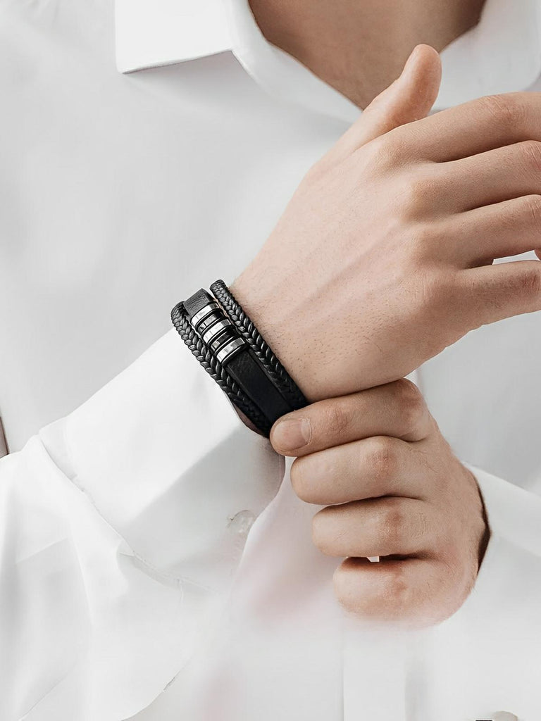 Bracelet en cuir noir tressé, acier inoxydable, fermoir magnétique, au style moderne, modèle Fernand - Bracelet - Noir et argent S