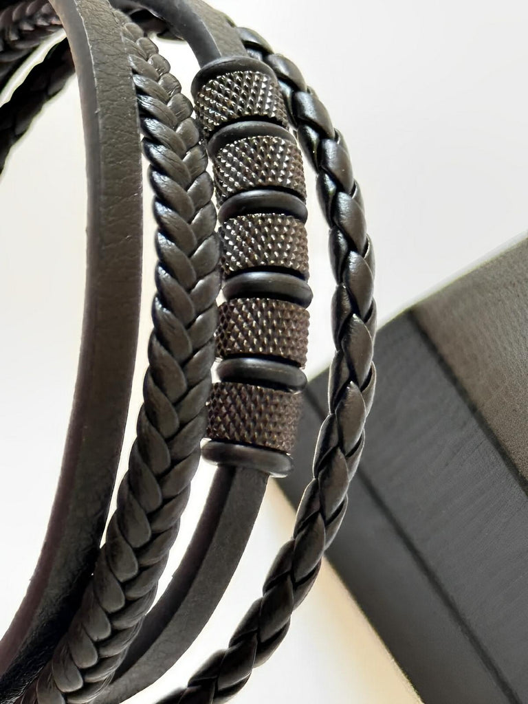 Bracelet en cuir tressé homme, acier inoxydable, multi - rangs, au style moderne, modèle Faron - Bracelet - Noir S