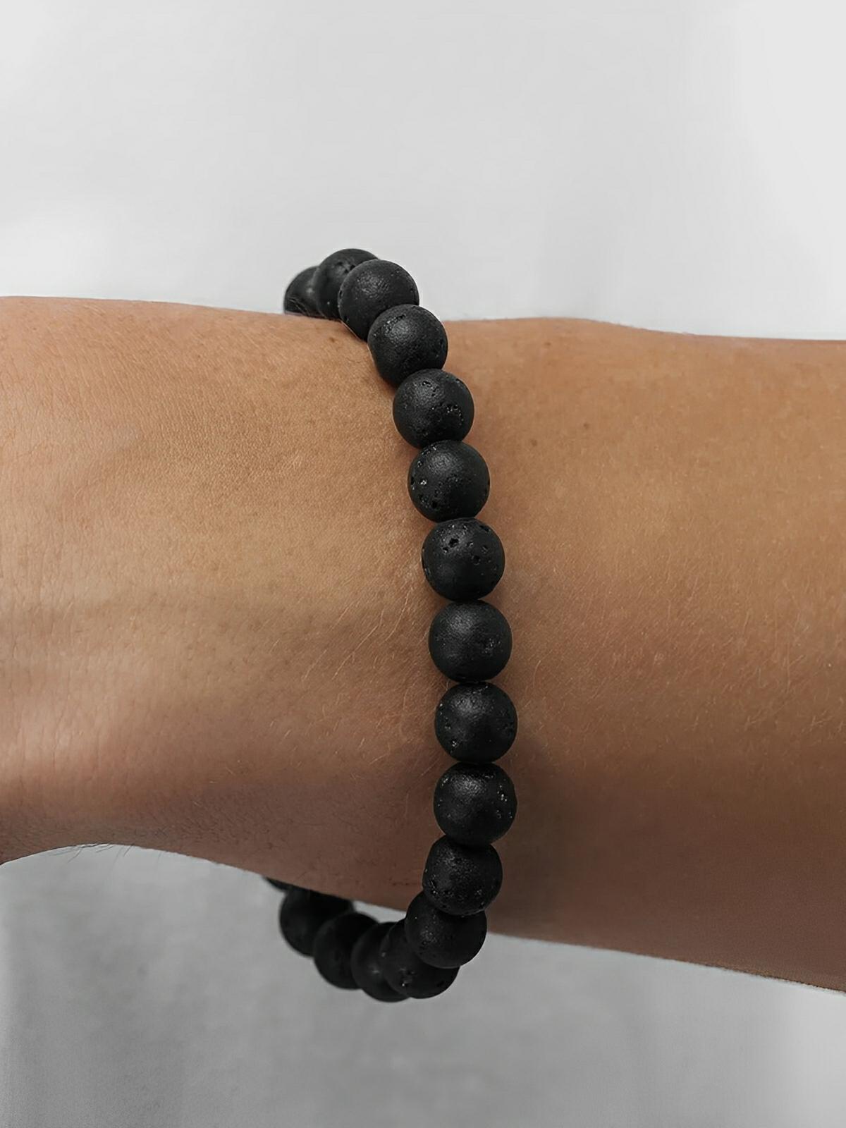 Bracelet en pierres naturelles, élastique, au style précieux et indispensable, modèle Lome - Bracelet - Pierre volcanique S