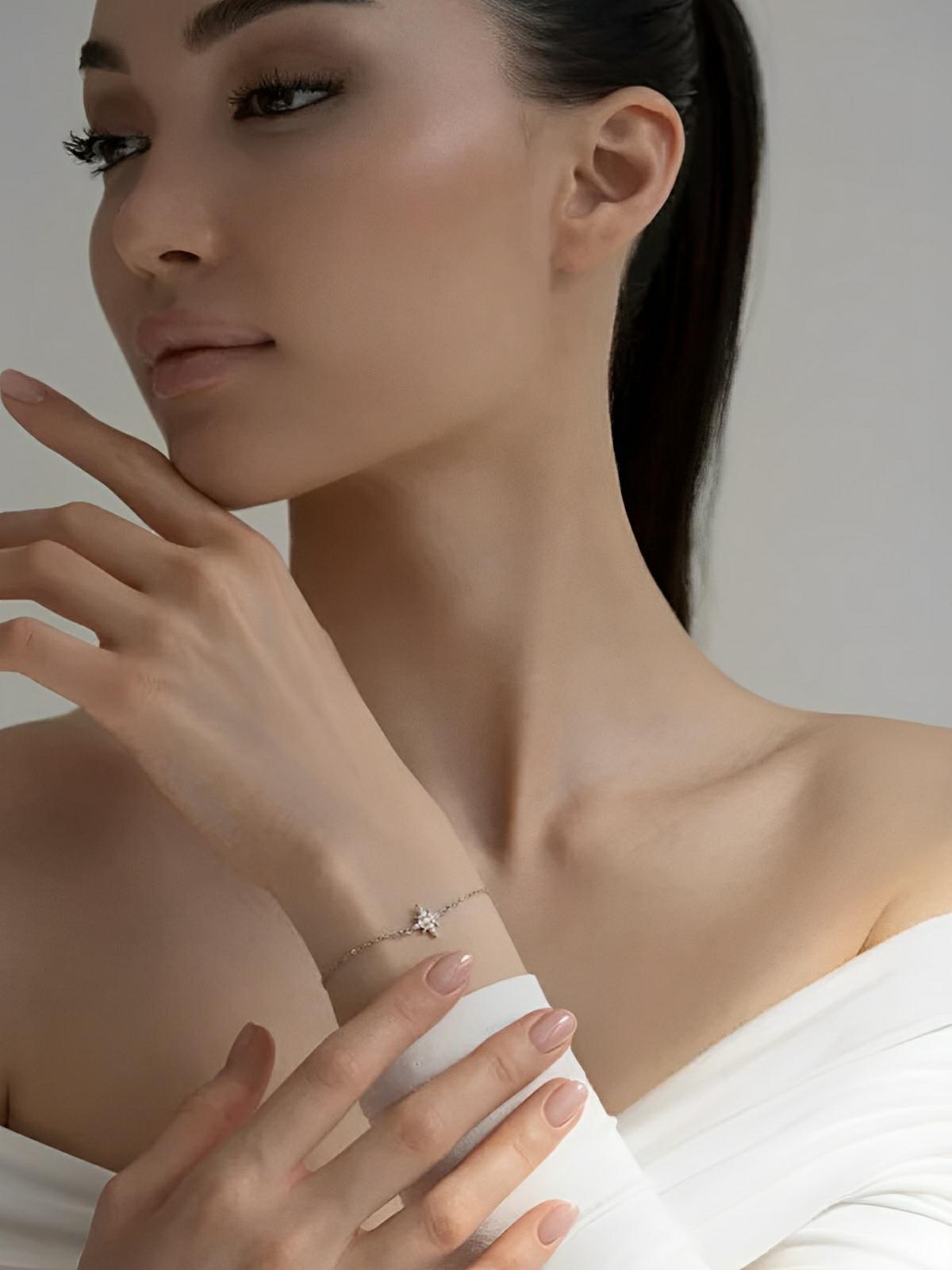 Bracelet femme argent 925, étoile zircon, chaîne fine ajustable, style minimaliste, bijou tendance quotidien, modèle Emmie - Bracelet - Argent