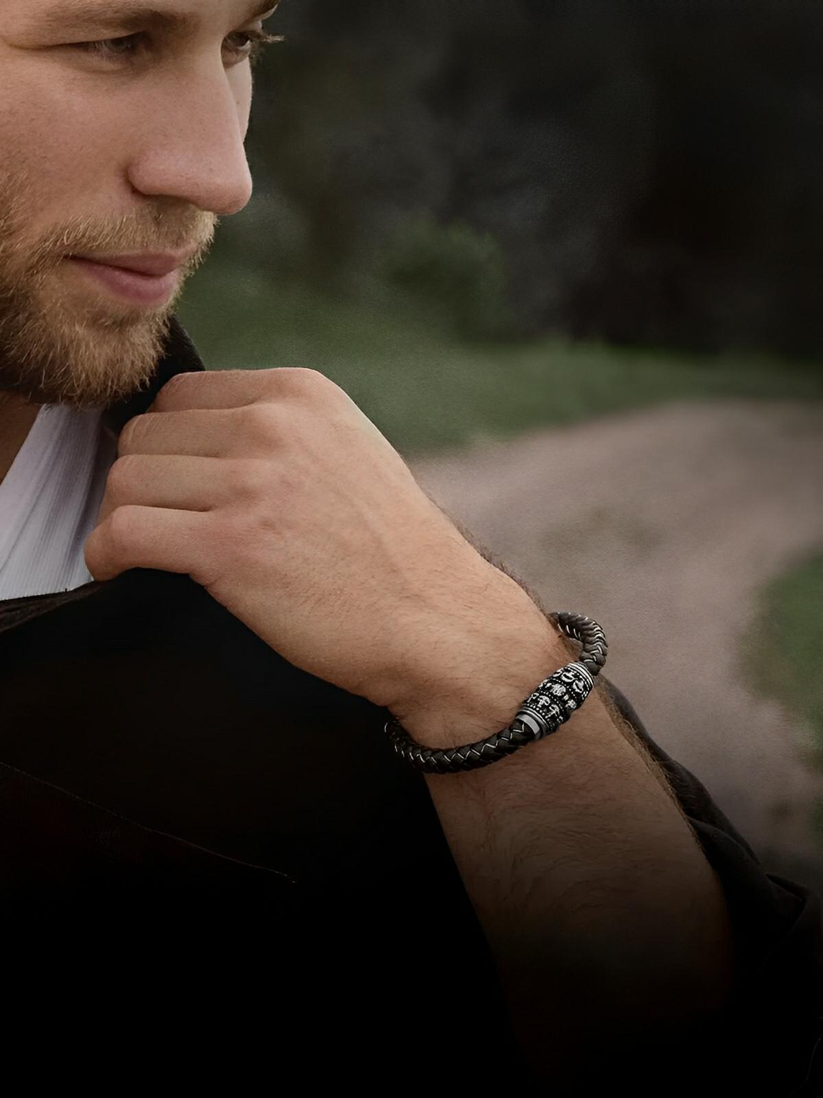 Bracelet homme en cuir noir et acier inoxydable, motif crâne, style biker, accessoire tendance, modèle Timoléon - Bracelet - Noir S