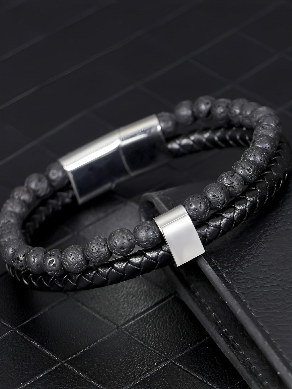 Bracelet homme en cuir tressé et perles de lave naturelle, à l'esthétique tendance, modèle Marvin - Bracelet - Pierre volcanique S