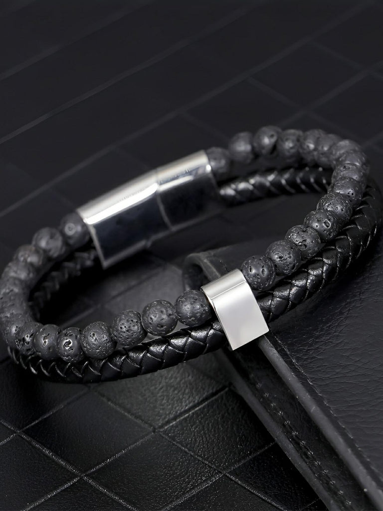 Bracelet homme en cuir tressé et perles de lave naturelle, à l'esthétique tendance, modèle Marvin - Bracelet - Pierre volcanique S