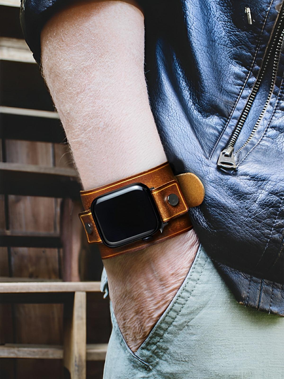 Bracelet large cuir Apple Watch, sangle vintage, cuir pleine fleur, design rétro, modèle Célian - Bracelet Apple Watch - Camel 38 à 42mm