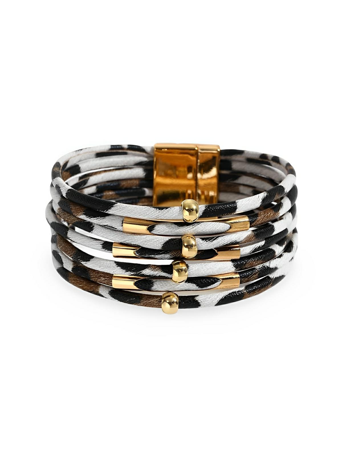 Bracelet magnétique multicouche en simili vegan avec imprimé léopard, perles et tube de cuivre incurvé, modèle Arnelle - Bracelet - Blanc