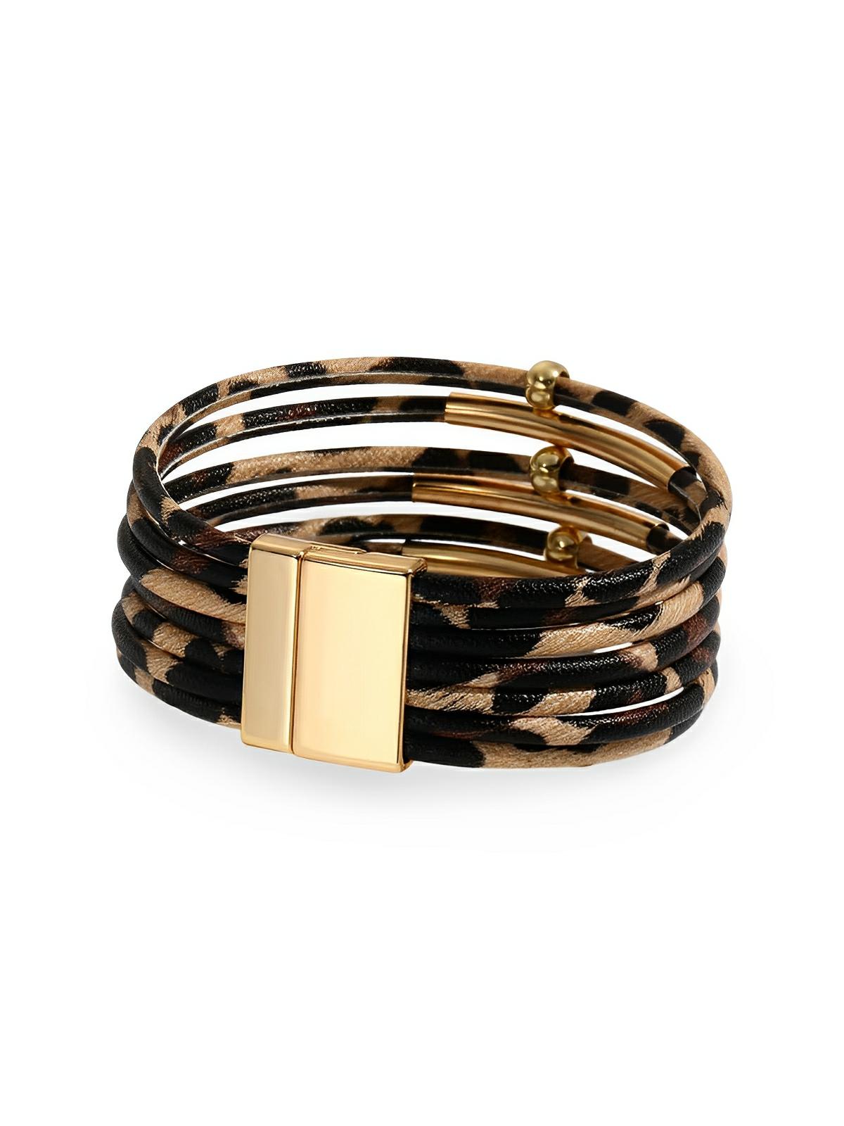 Bracelet magnétique multicouche en simili vegan avec imprimé léopard, perles et tube de cuivre incurvé, modèle Arnelle - Bracelet - Beige