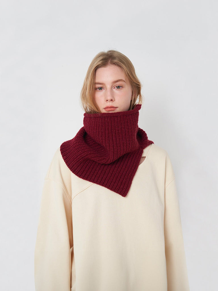Cache - cou tricoté, doux et chaud, design haut col, unisexe, hiver, confort thermique, protection du cou, style minimaliste, modèle Artémis - Cache - cou - Bordeaux