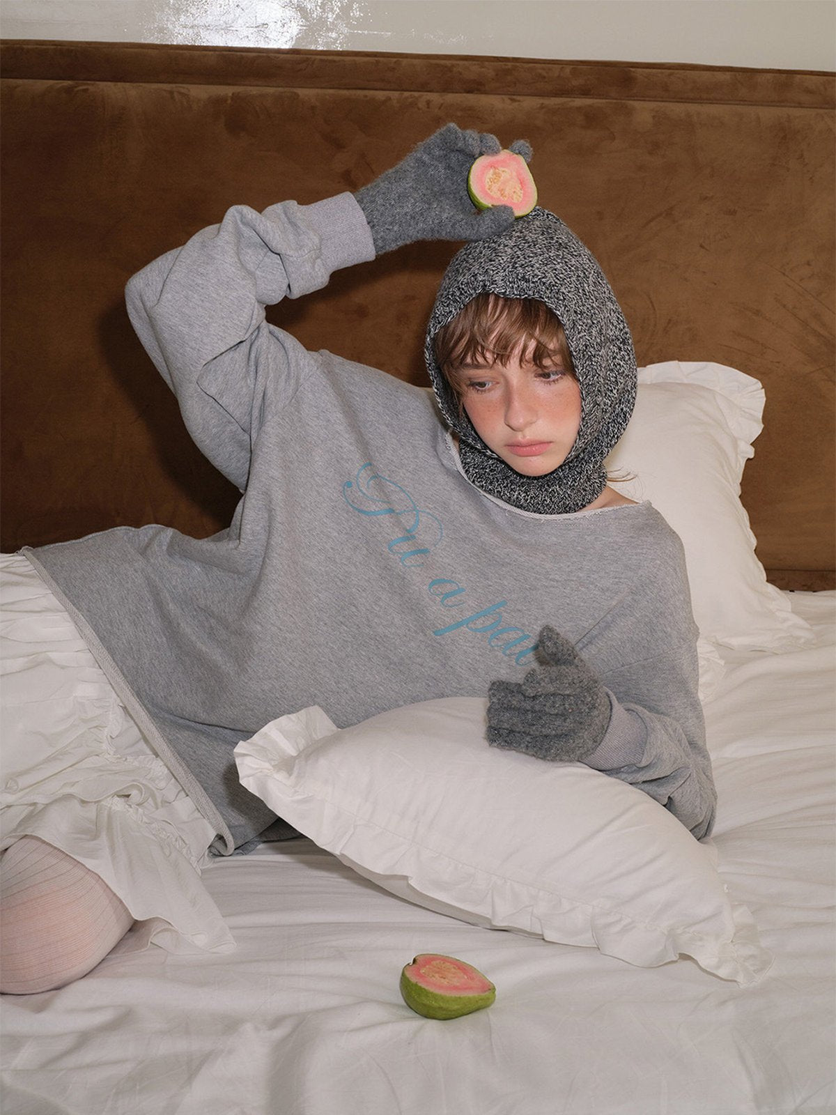 Cagoule tricotée laine et nylon, douce et chaude, bonnet balaclava hiver, design mixte, style streetwear, protection vent et froid, modèle Esmie - Écharpe - Gris