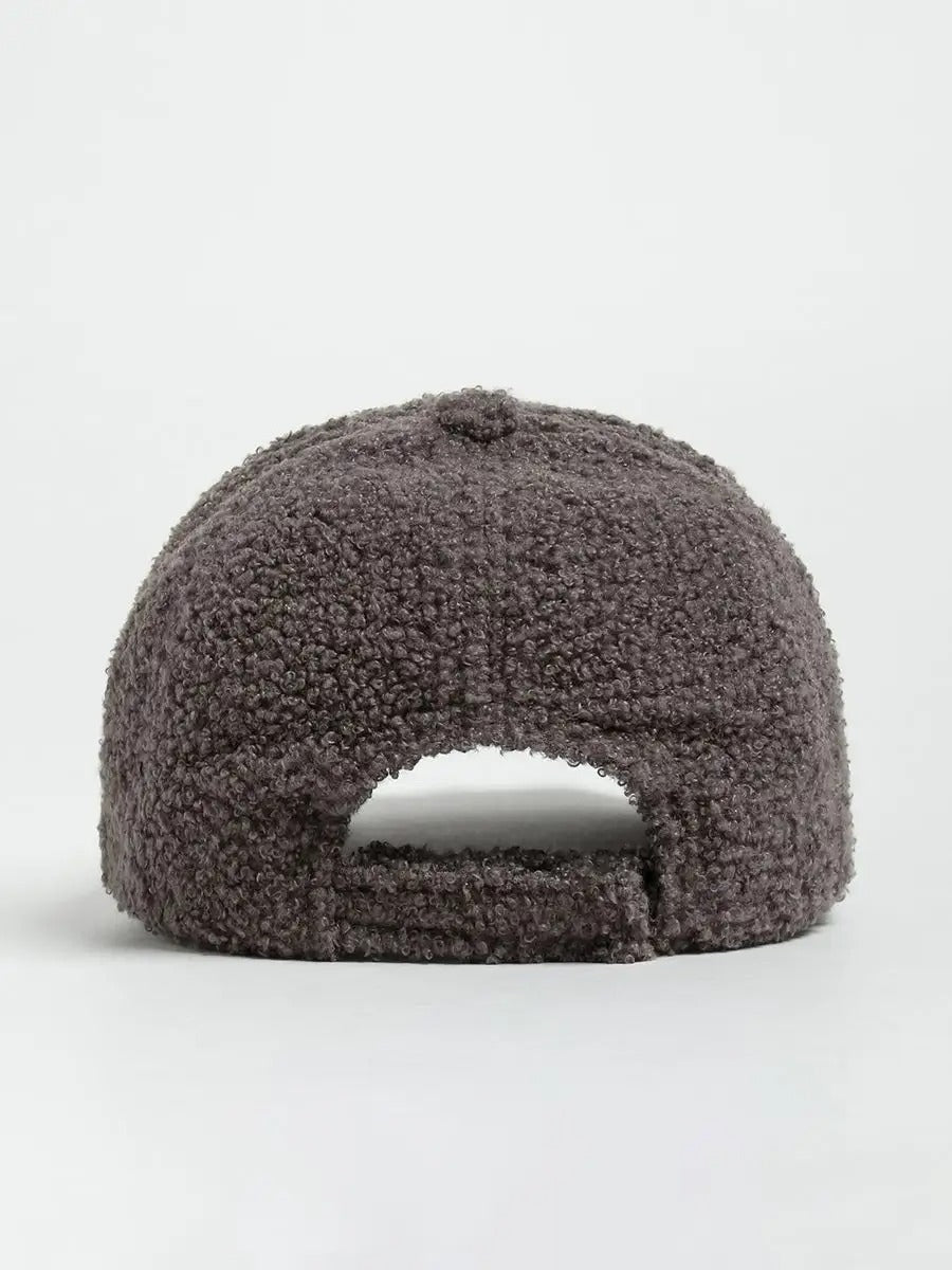 Casquette bouclette mouton, ajustable chaude, polaire, douce peluche à moumoute, modèle Mona - Casquette - Gris
