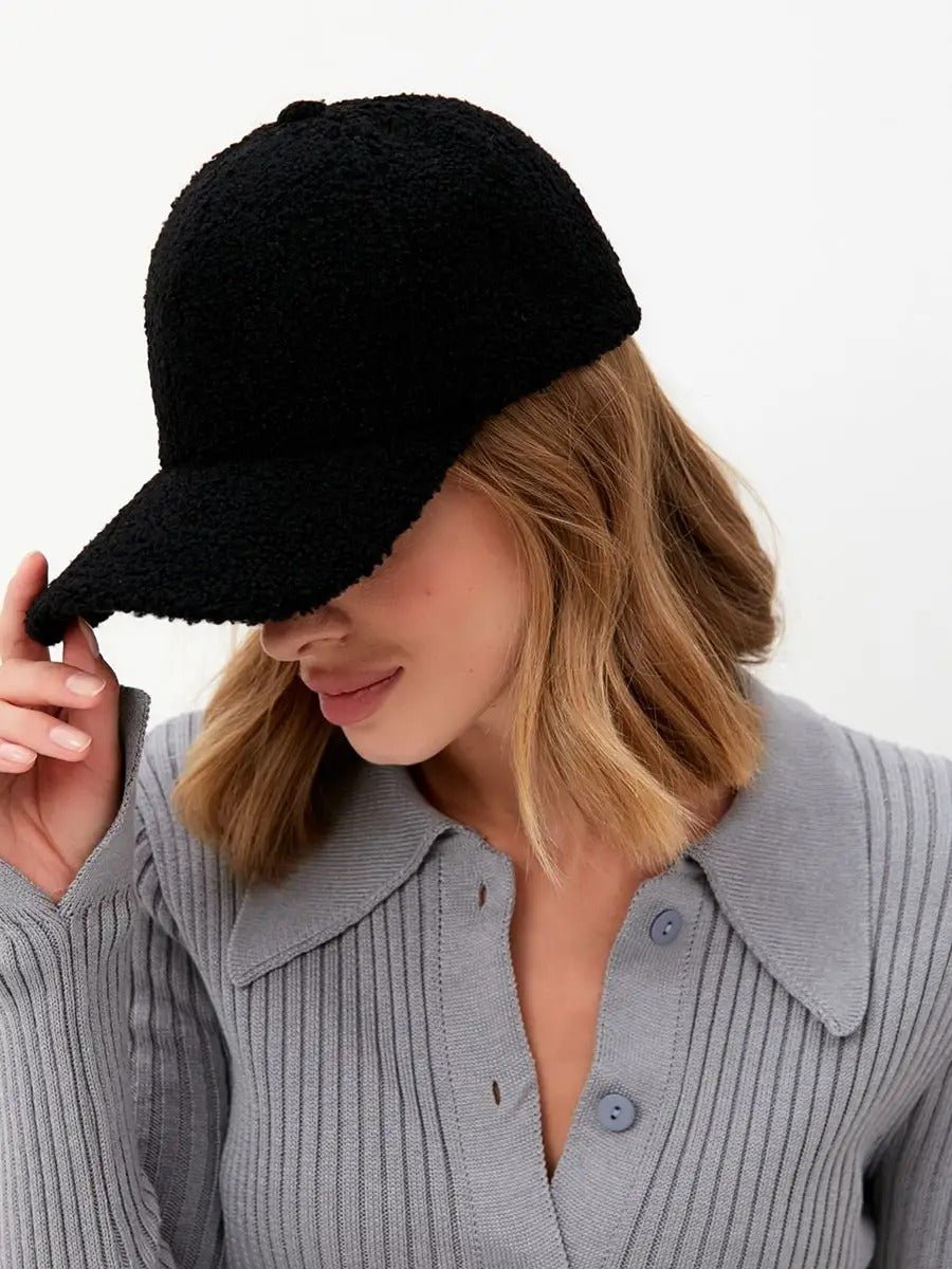 Casquette bouclette mouton, ajustable chaude, polaire, douce peluche à moumoute, modèle Mona - Casquette - Noir