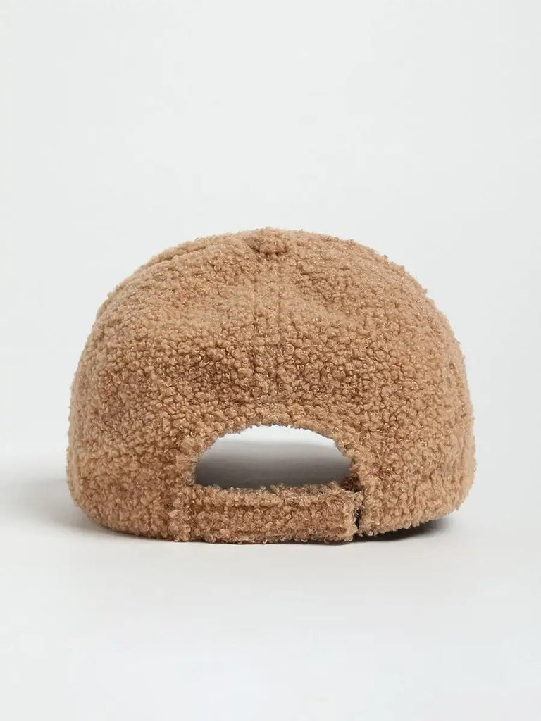 Casquette bouclette mouton, ajustable chaude, polaire, douce peluche à moumoute, modèle Mona - Casquette - Camel