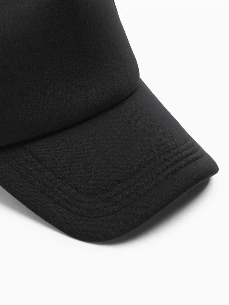 Casquette filet unie, légère et respirante, réglable, idéale pour l'été, modèle Quinn - Casquette - Noir