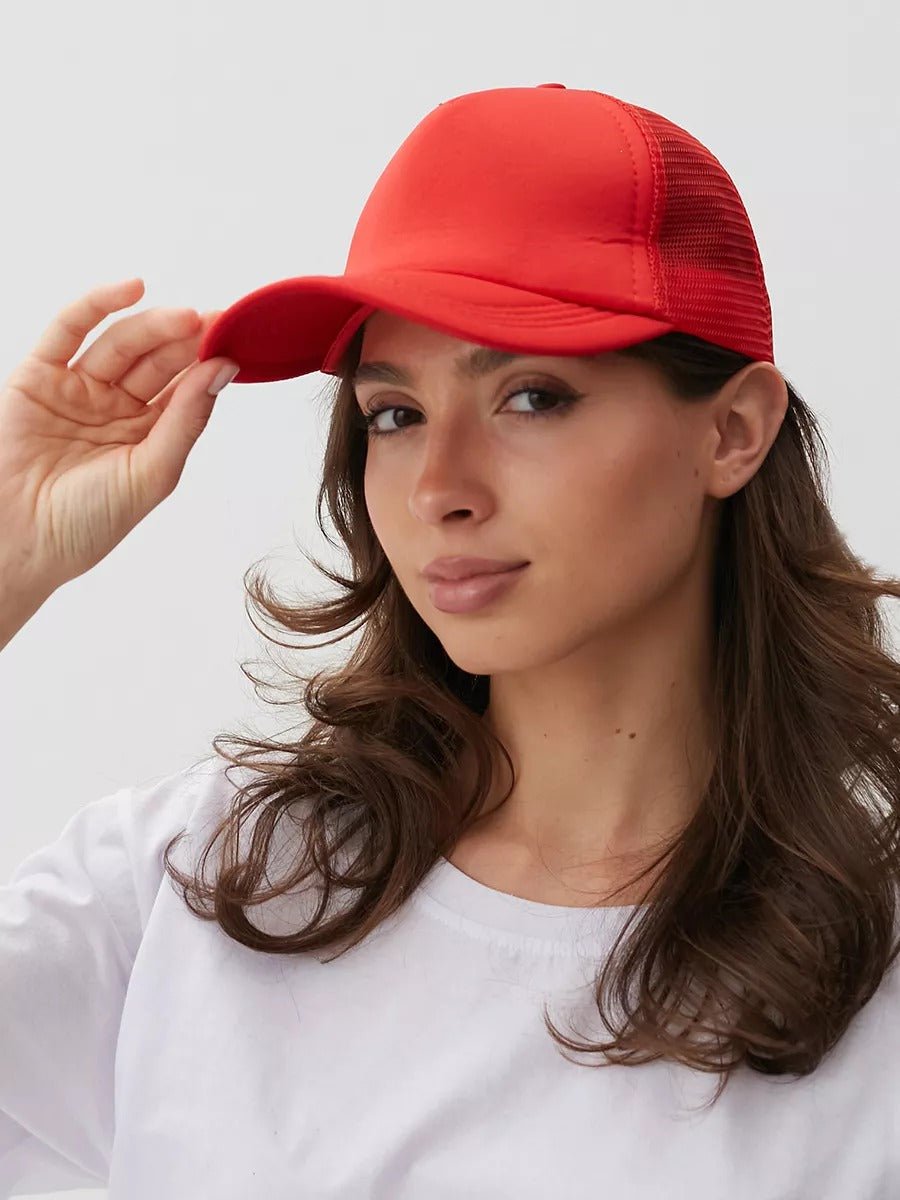 Casquette filet unie, légère et respirante, réglable, idéale pour l'été, modèle Quinn - Casquette - Rouge