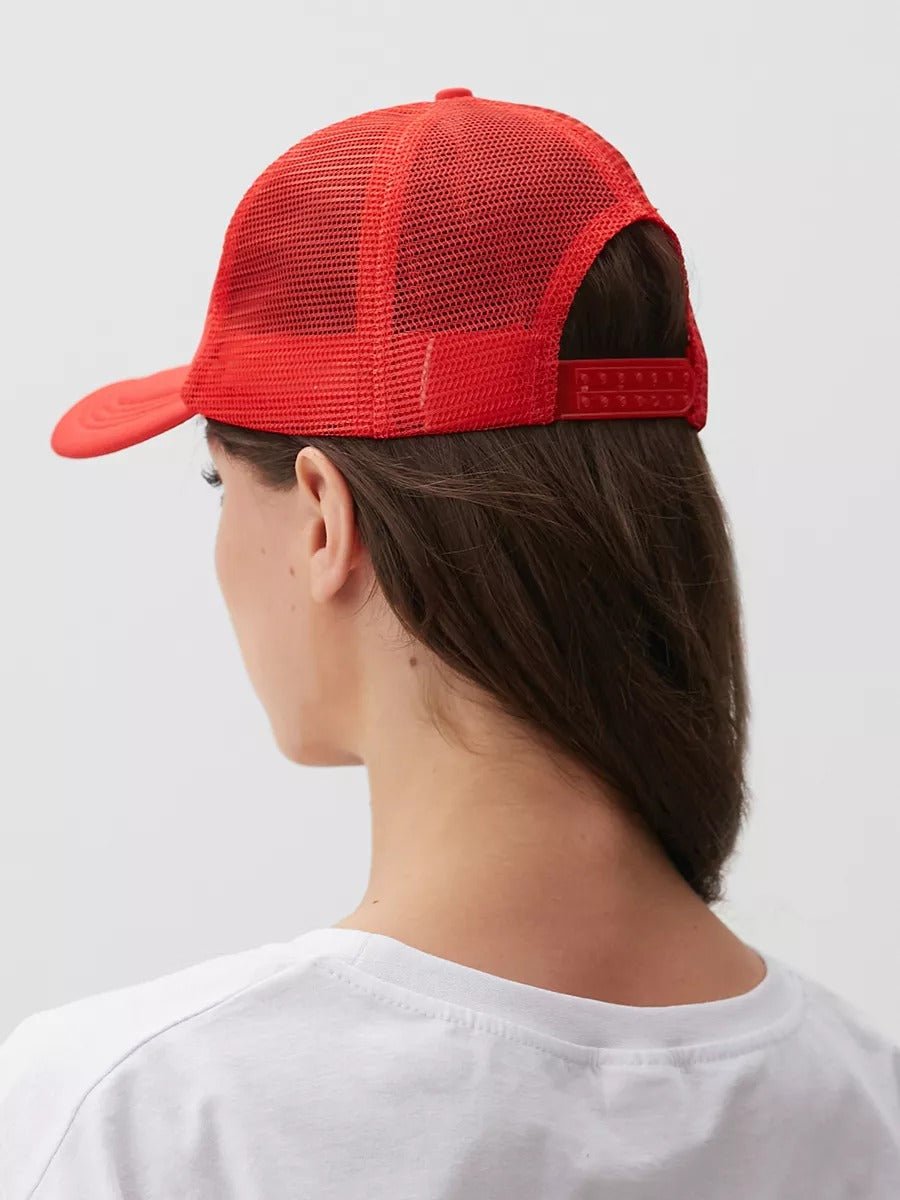 Casquette filet unie, légère et respirante, réglable, idéale pour l'été, modèle Quinn - Casquette - Rouge