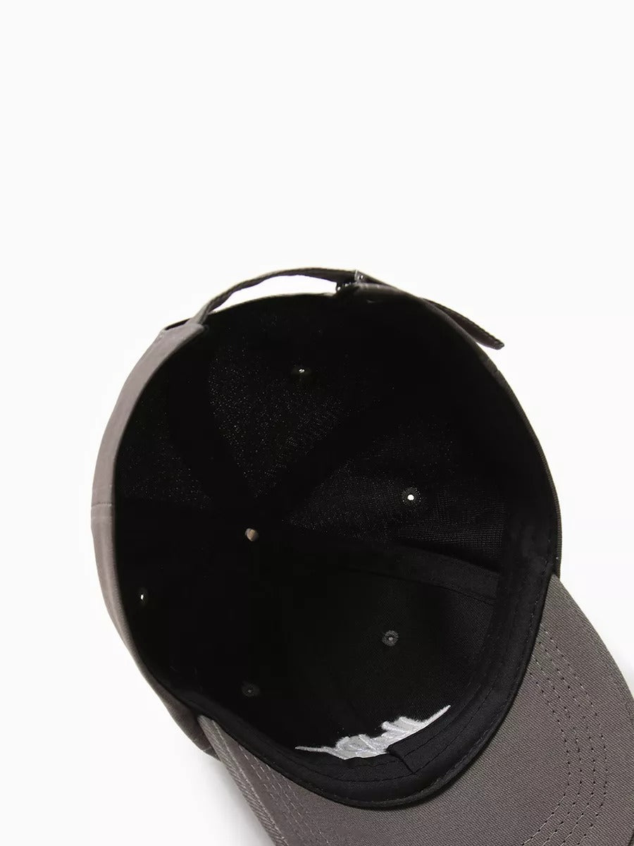 Casquette HEART brodée, coton respirant, visière courbée, ajustable, style urbain, modèle Hermi - Casquette - Gris