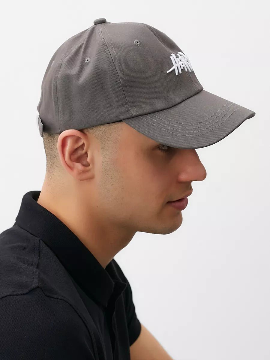 Casquette HEART brodée, coton respirant, visière courbée, ajustable, style urbain, modèle Hermi - Casquette - Gris