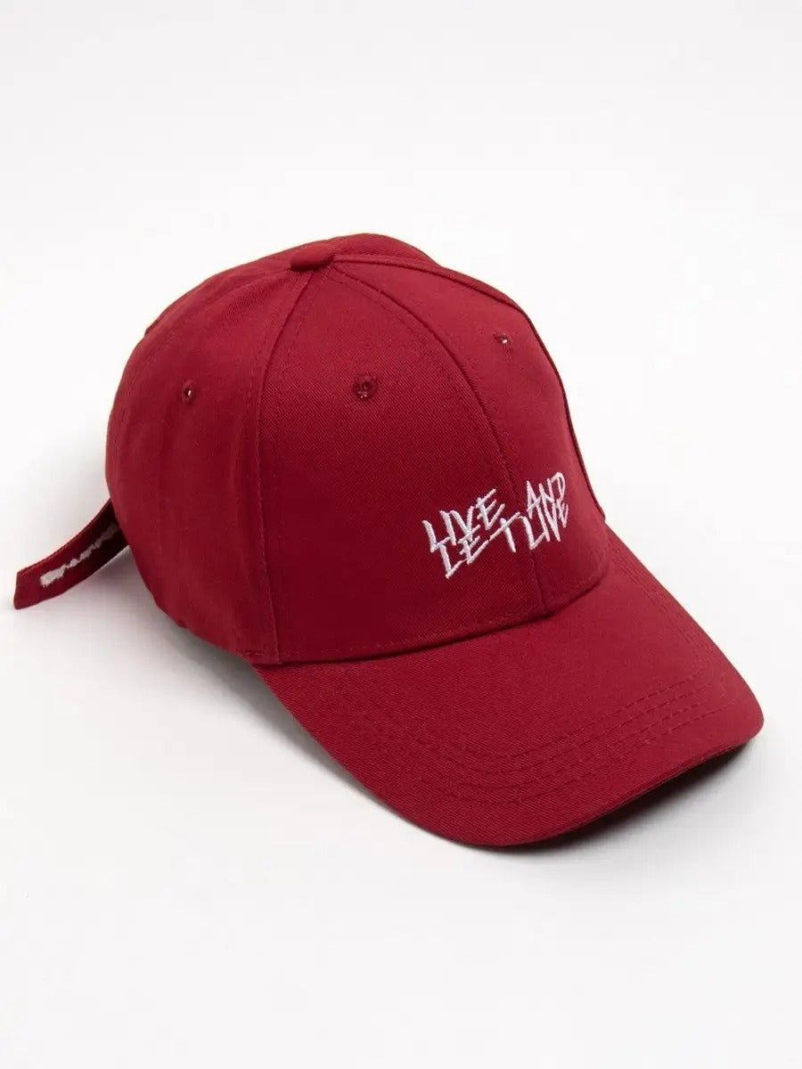 Casquette Live and Let Live, coton respirant, visière courbée, broderie stylée, taille réglable, modèle Alem - Casquette - Rouge