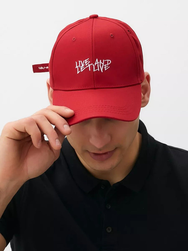 Casquette Live and Let Live, coton respirant, visière courbée, broderie stylée, taille réglable, modèle Alem - Casquette - Rouge