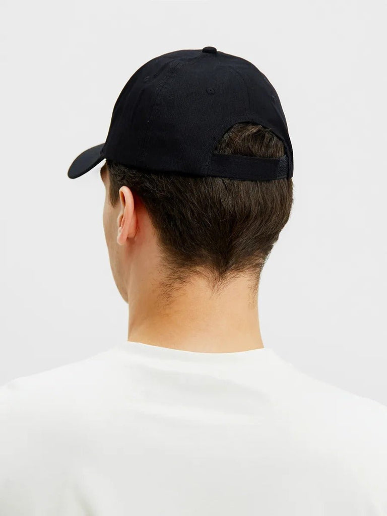 Casquette unie colorée, à visière courbée, réglable, au polyester respirant, look minimal, modèle Gaby - Casquette - Noir