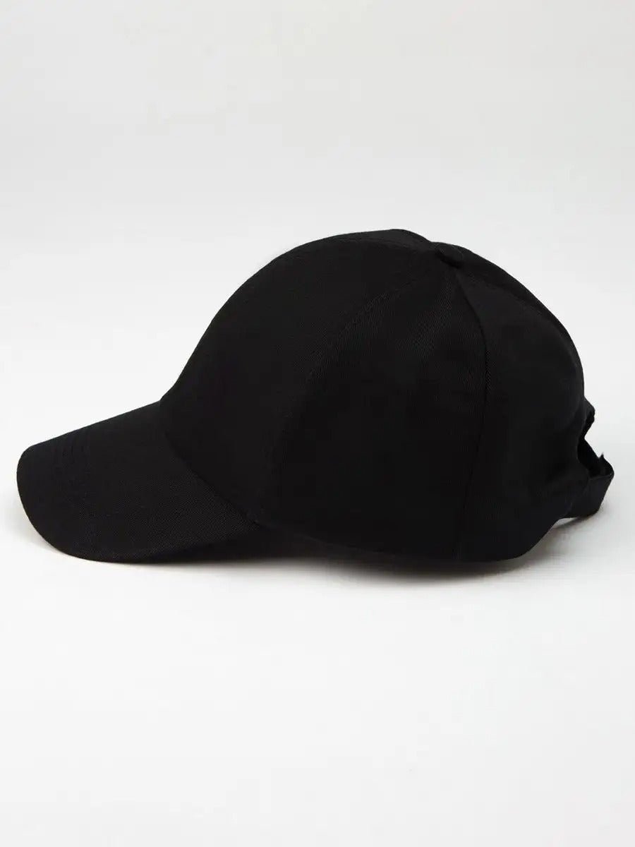 Casquette unie colorée, à visière courbée, réglable, au polyester respirant, look minimal, modèle Gaby - Casquette - Noir
