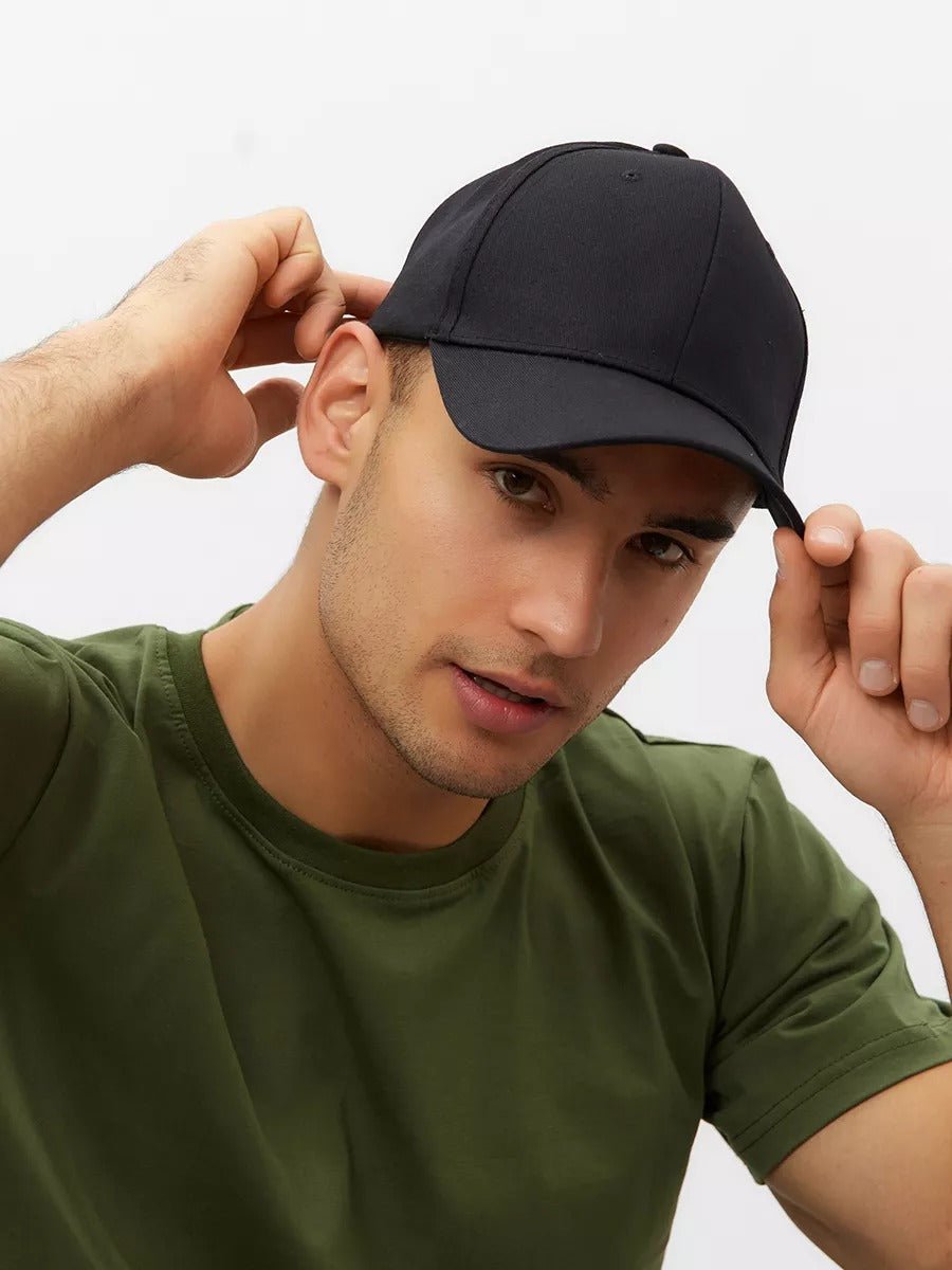 Casquette unie colorée, à visière courbée, réglable, au polyester respirant, look minimal, modèle Gaby - Casquette - Noir