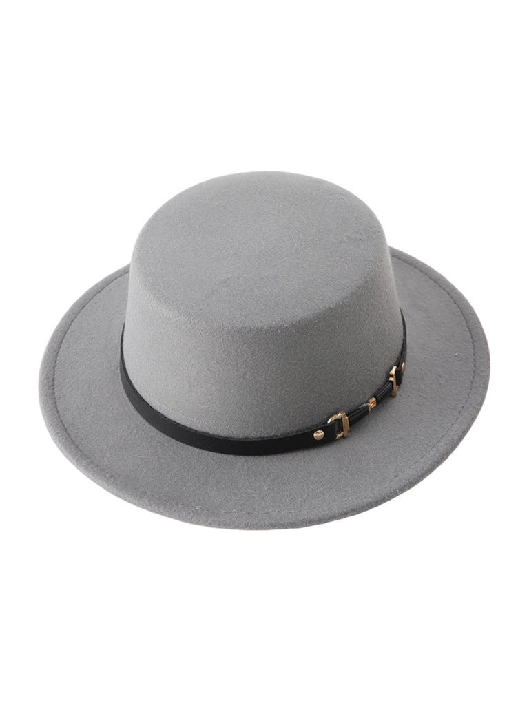 Chapeau feutre femme, rétro, accessoire mode automne hiver, couvre - chef plat à bord court, style vintage à ruban, modèle Ogana - Chapeau de paille - Gris