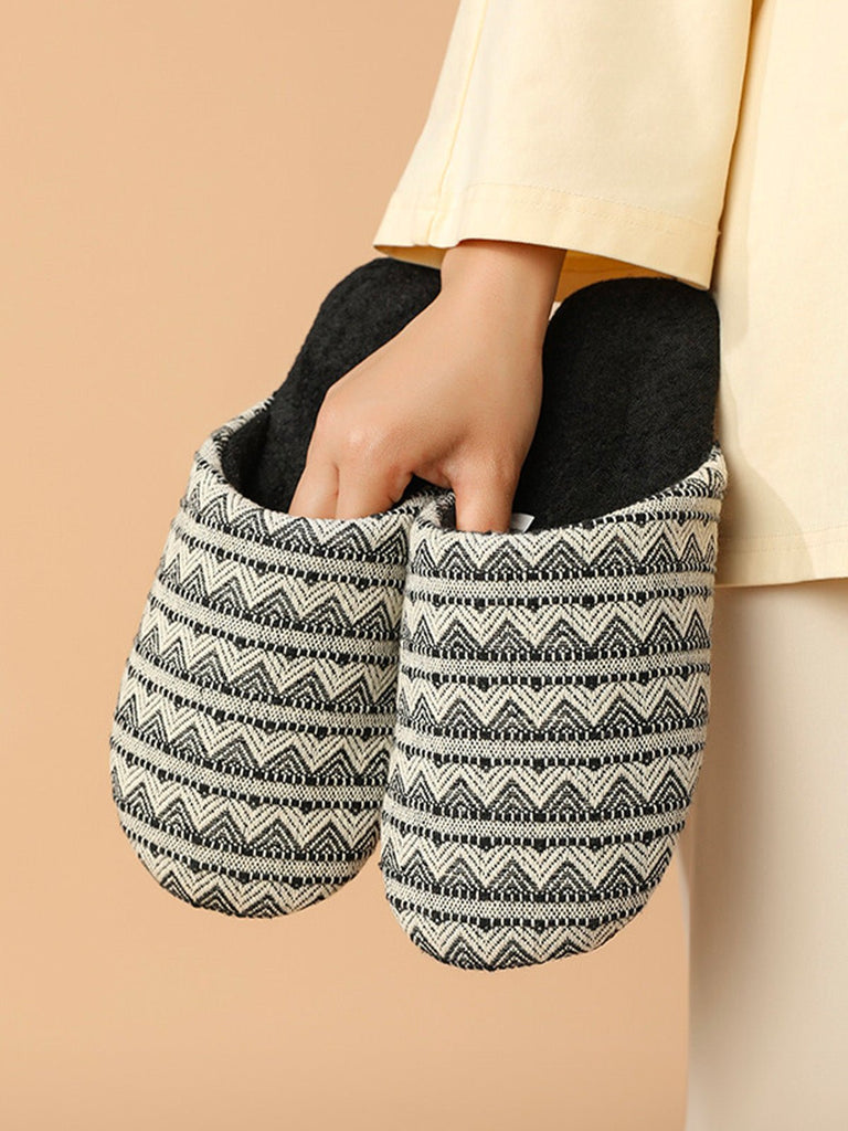 Chaussons d’intérieur coton, semelle souple antidérapante, confort thermique toutes saisons, chaussons unisexe, style maison cosy, modèle Cirmus - Chaussons - Noir XXS