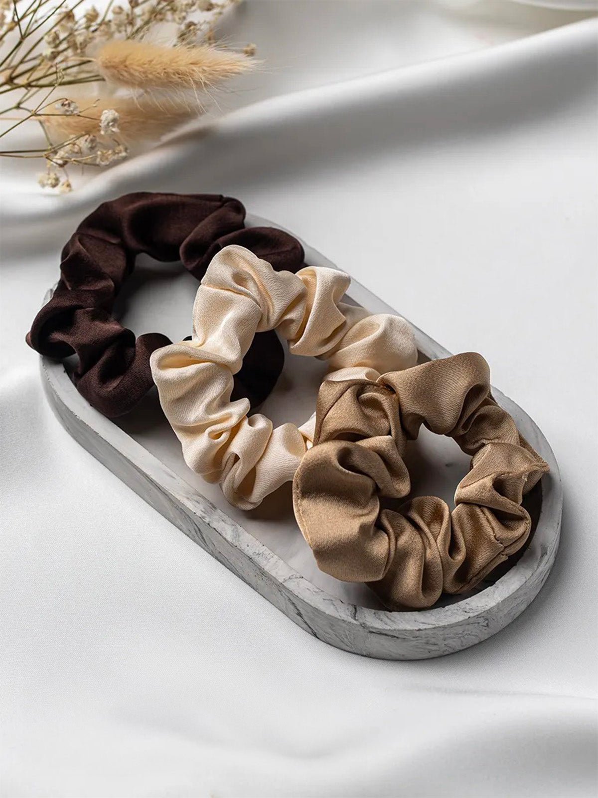 Chouchou cheveux imitation soie, chouchou satiné femme, accessoires cheveux doux, lot élastiques cheveux, chouchou volumineux, modèle Sakare - Chouchou - Multicolore