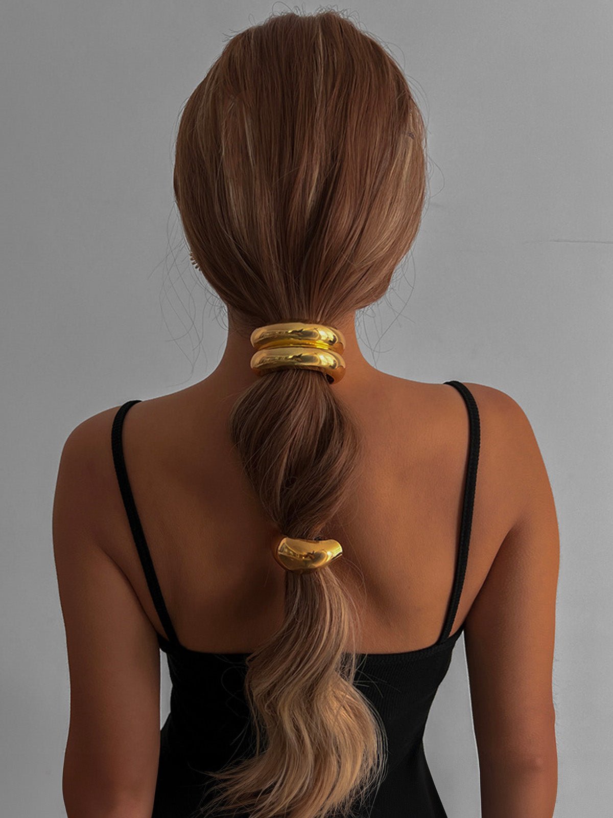 Chouchou métal doré, chouchou rigide argenté, élastique cheveux U en alliage, accessoire cheveux femme, attache queue de cheval brillante, chouchou design moderne, modèle Traky - Chouchou - Or