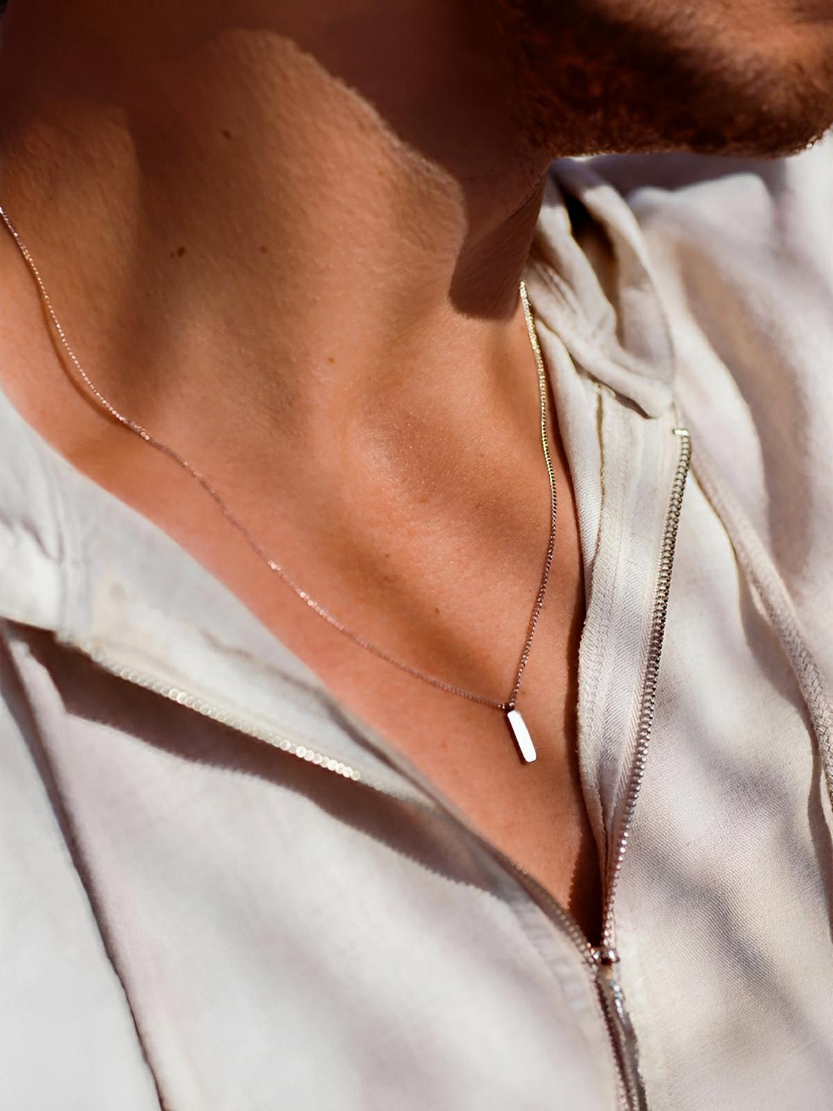 Collier acier inoxydable, pendentif rectangulaire, chaîne cubaine, style minimaliste, homme moderne, modèle Milano - Collier - Argent 55 cm
