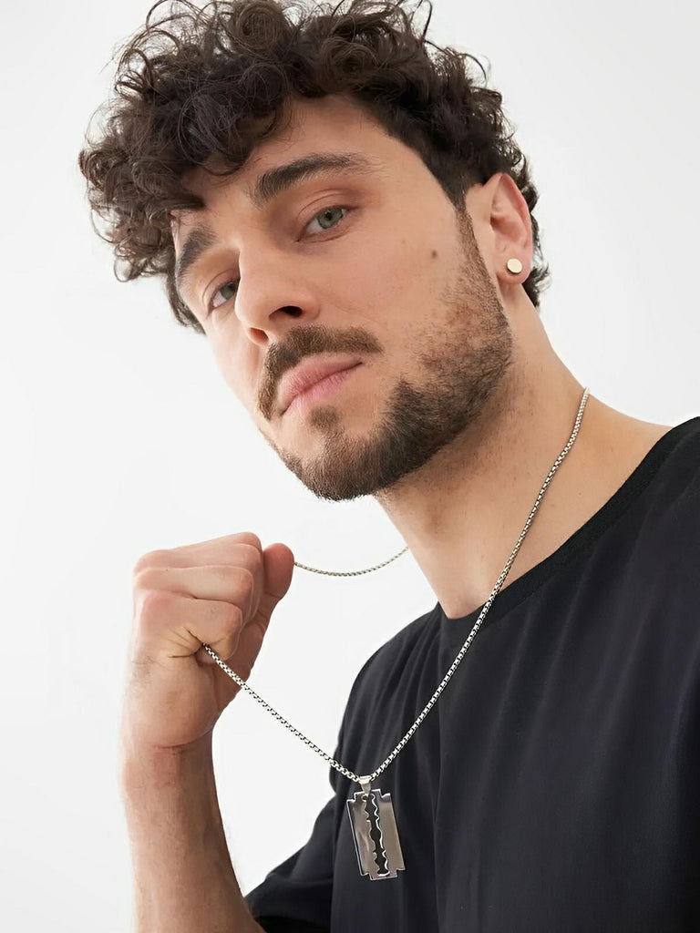 Collier chaîne en acier inoxydable, pendentif lame de rasoir, bijou tendance, modèle Fred - Collier - Argent 60 cm