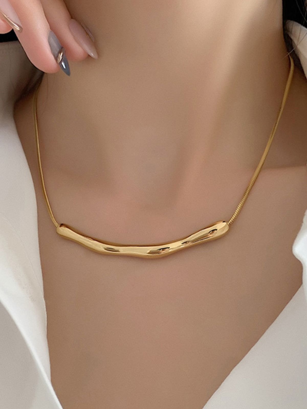 Collier chaîne fine, design irrégulier, acier doré, style froid, bijou tendance femme, Naomie - Collier - Or 21 - 50 cm