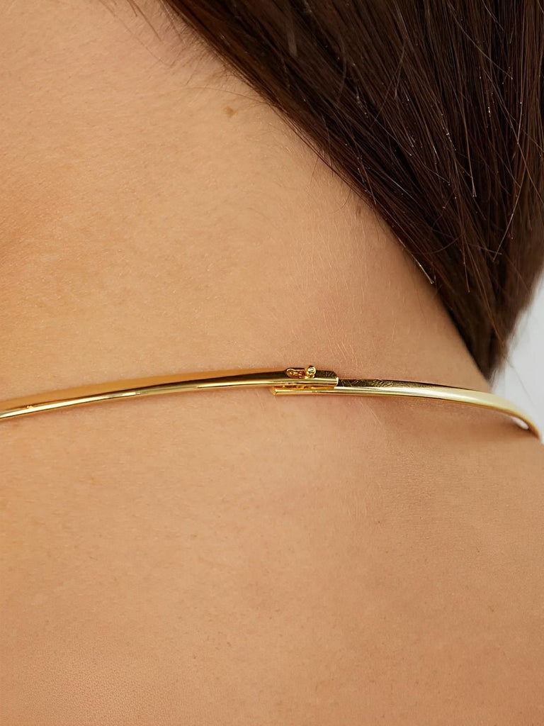 Collier court rigide doré femme, choker large, acier titane, style moderne, bijou hypoallergénique, modèle Ondine - Collier - Or