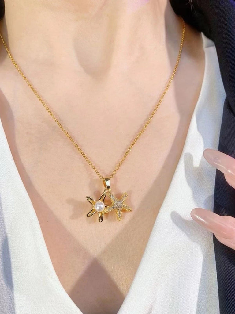 Collier étoile de mer, acier titane, zircons scintillants, chaîne clavicule femme, bijou lumineux 2024, modèle Nathalie - Collier - Or 42 cm
