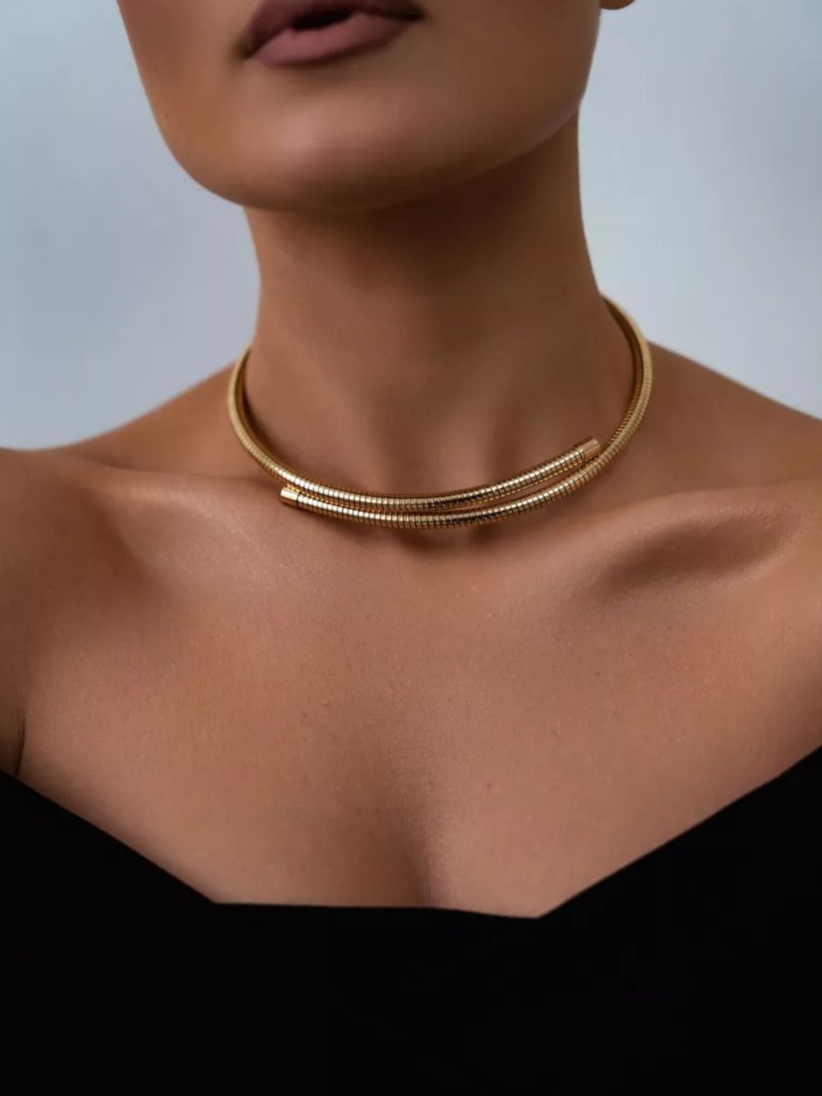 Collier ras du cou doré, style minimaliste, bijou tendance femme, acier hypoallergénique, idée cadeau chic, modèle Fiorine - Collier - Or 41 - 50 cm