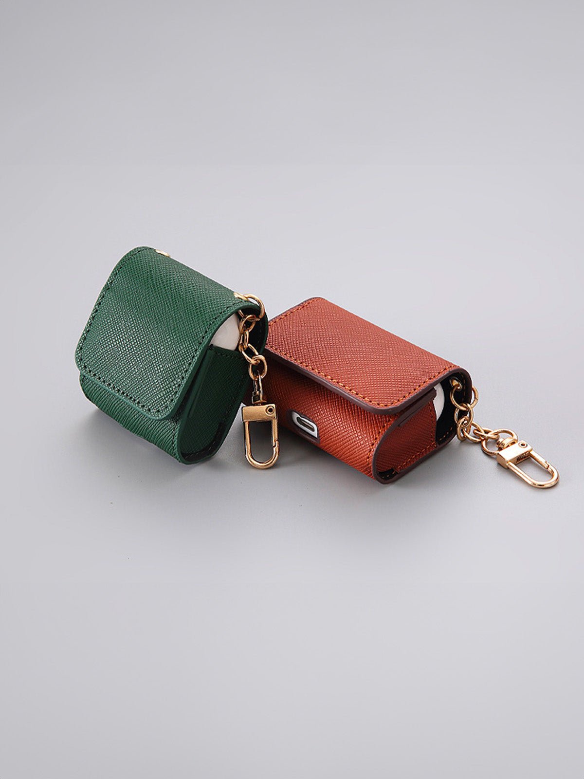 Coque AirPods simili vegan rigide, housse avec mousqueton, fermeture pression, protection waterproof, étui transport élégant, modèle Cédianne - Écouteurs sans fil - Marron AirPods Pro 1 à 2