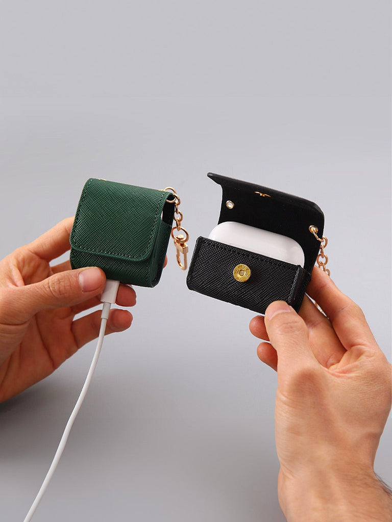 Coque AirPods simili vegan rigide, housse avec mousqueton, fermeture pression, protection waterproof, étui transport élégant, modèle Cédianne - Écouteurs sans fil - Marron AirPods Pro 1 à 2