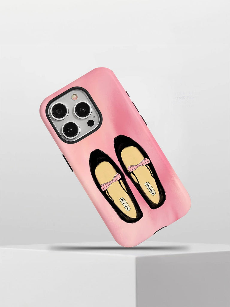 Coque iPhone ballerines roses, protection renforcée anti - choc, design girly et créatif, finition mate douce au toucher, style tendance ins, modèle Junya - Coque iPhone - Rose iPhone XR