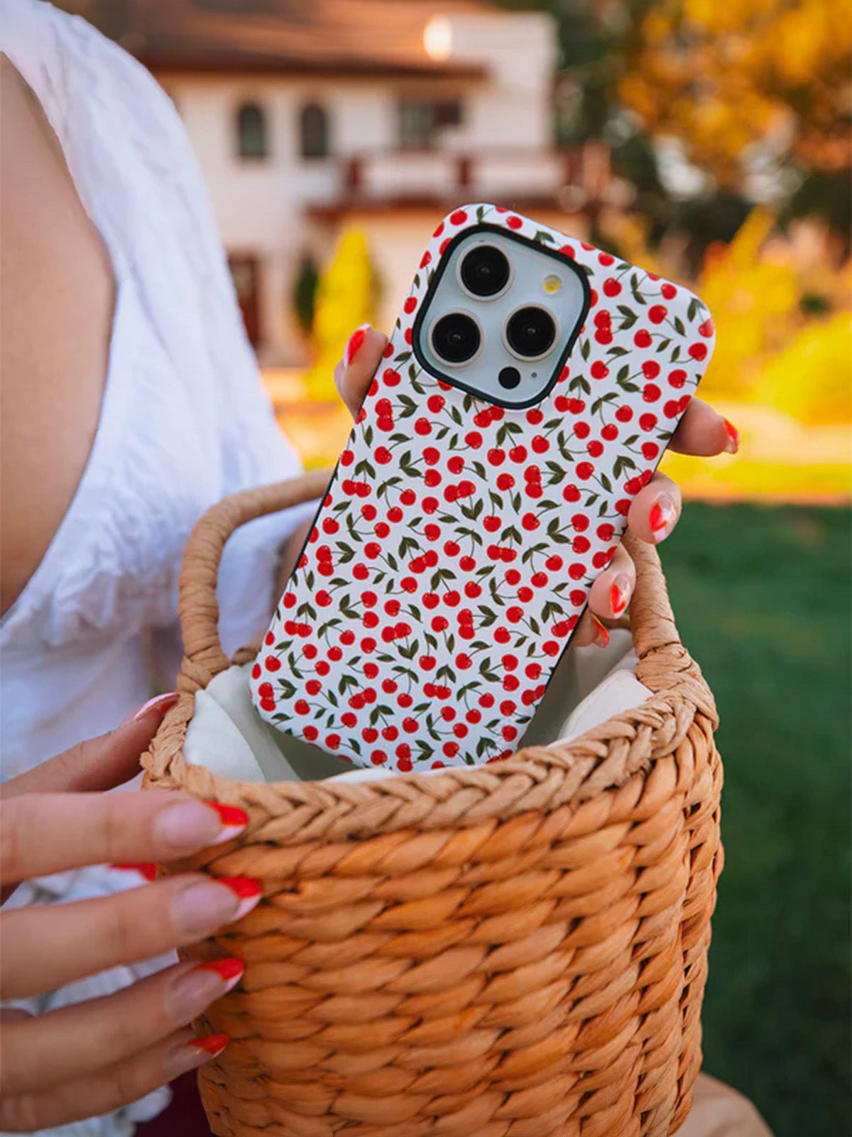 Coque iPhone cerises, motif fruité rouge, protection rigide antichoc, design mignon, compatible MagSafe, modèle Loza - Coque iPhone - Blanc et rouge iPhone X